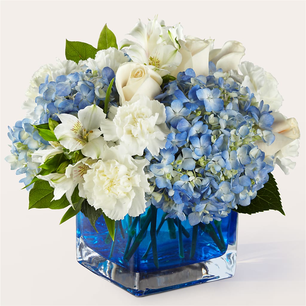 Soothing Waters Bouquet – The Flower Factory, Tarzana CA