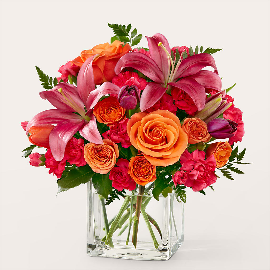 Lucky Lily Bouquet – The Flower Factory, Tarzana CA