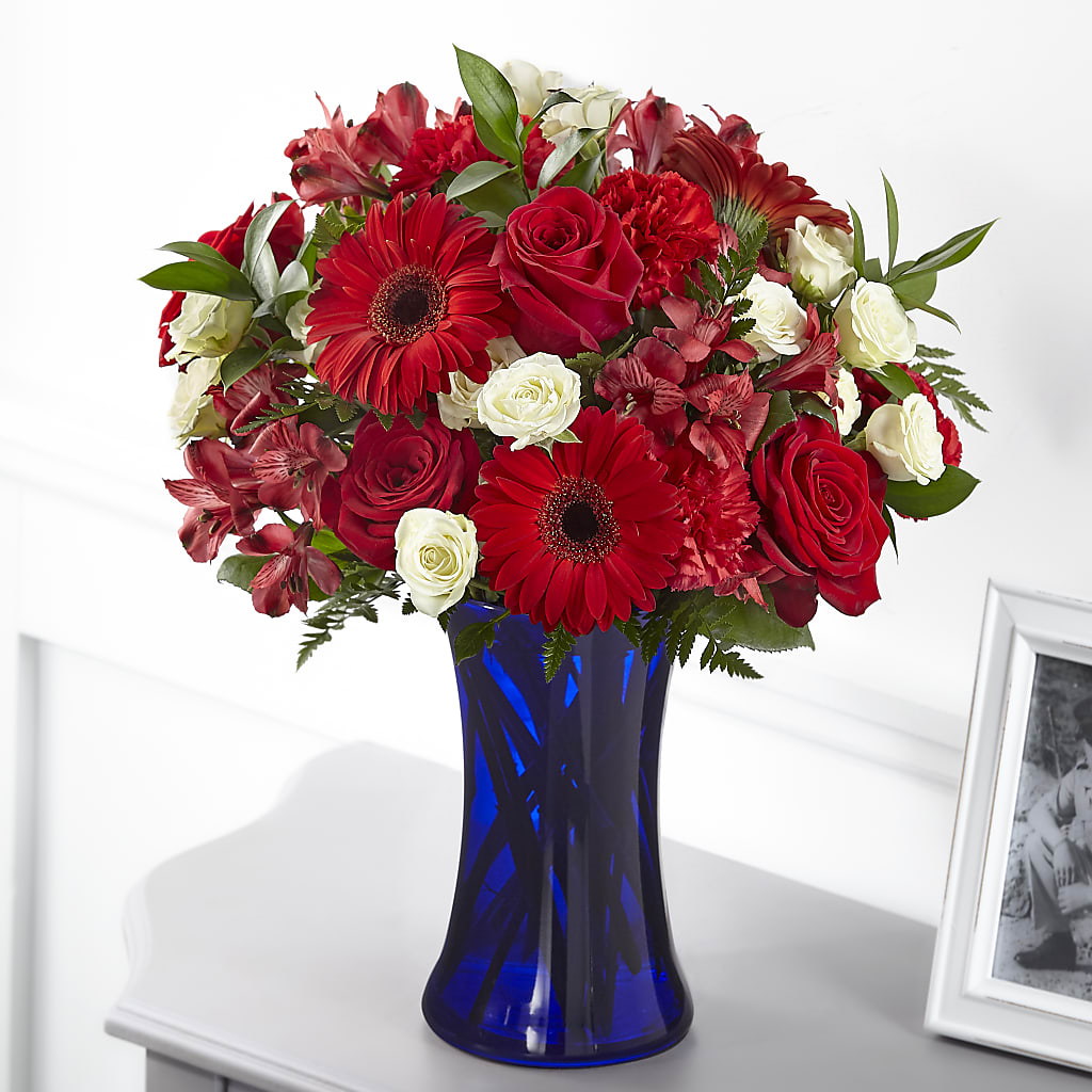 Hearts Embrace Bouquet – The Flower Factory, Tarzana CA