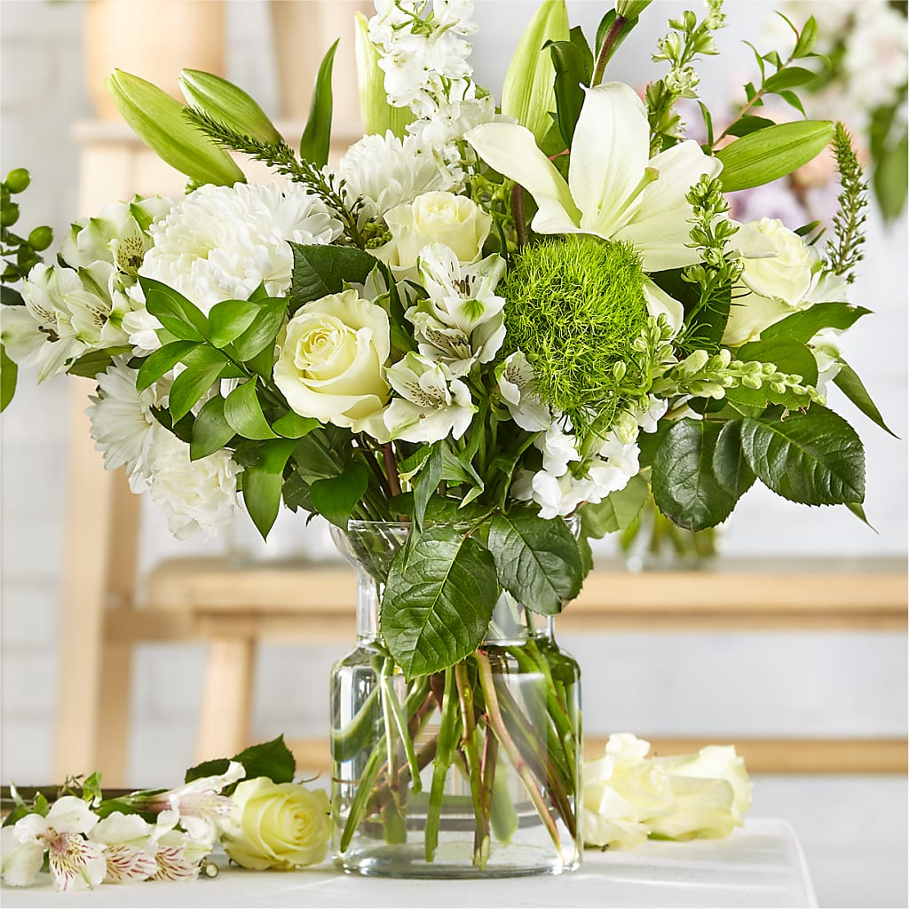 Classic Ivory – A Florist Original – The Flower Factory, Tarzana CA