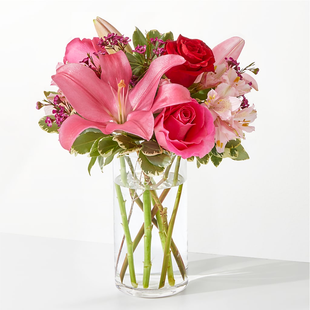 Lucky in Love Bouquet – The Flower Factory, Tarzana CA