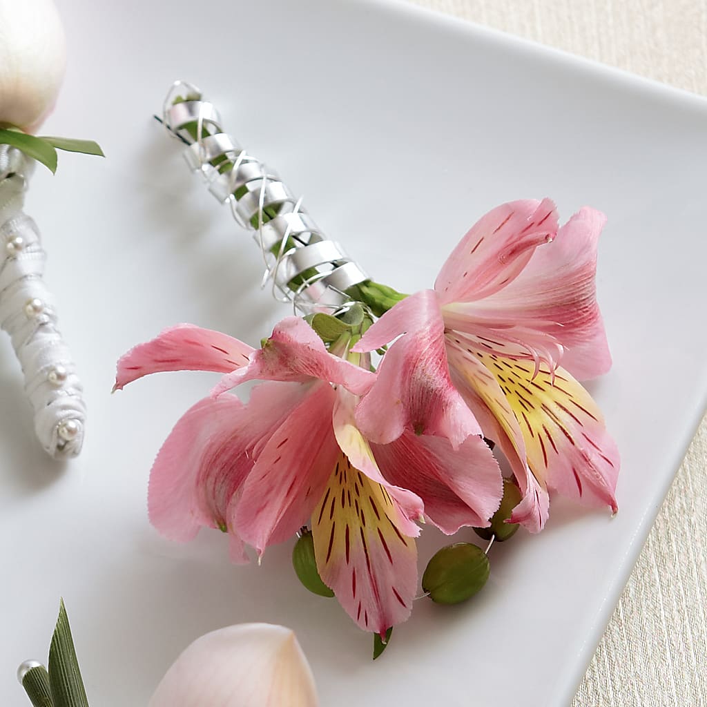 Pink Peruvian Lily Boutonniere – The Flower Factory, Tarzana CA