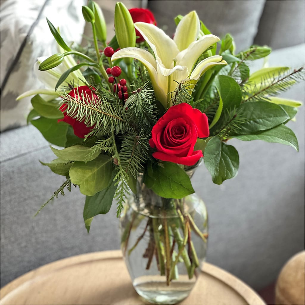 Sparkling Snowflakes Bouquet –  The Flower Factory, Tarzana CA