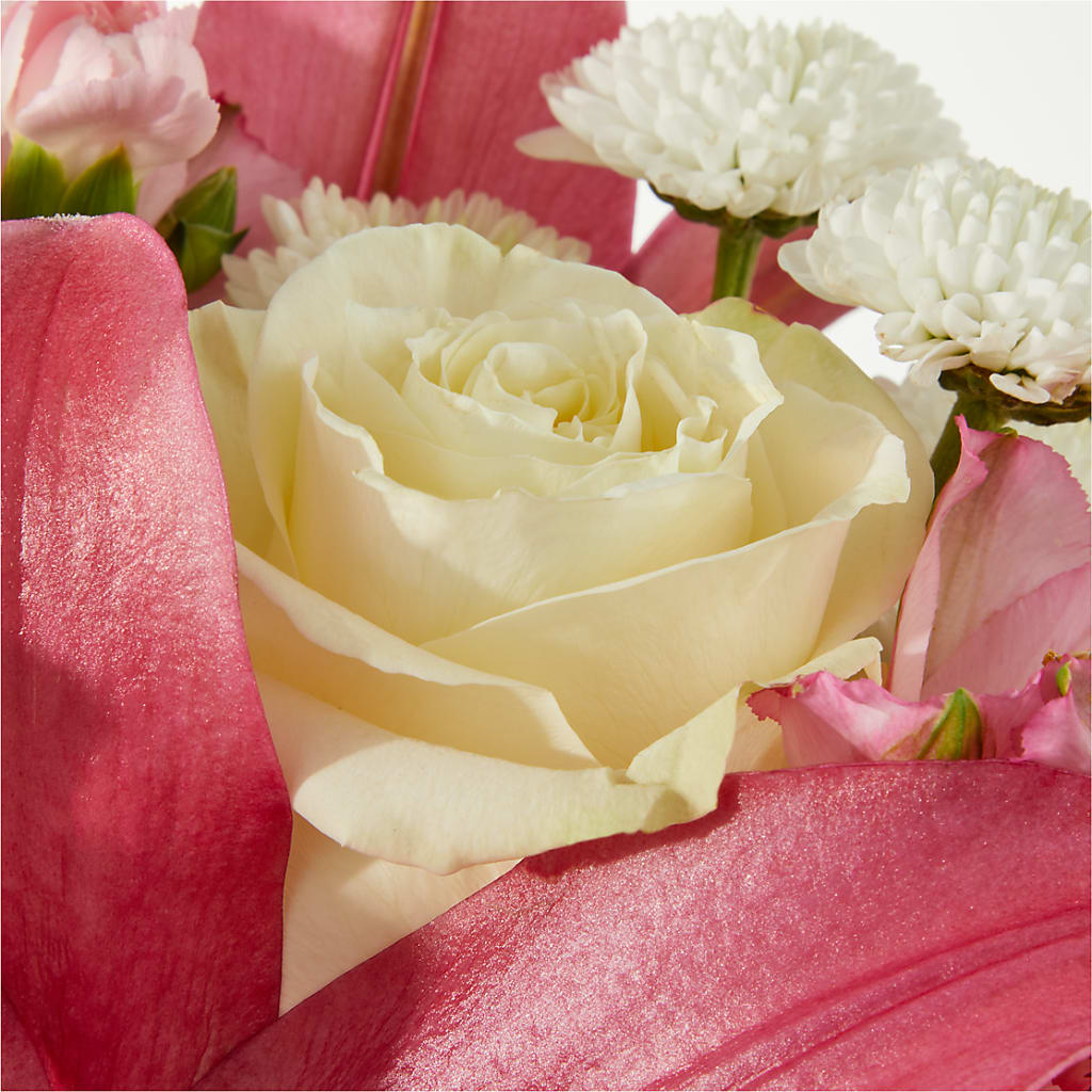 Piece of Cake Bouquet –  The Flower Factory, Tarzana CA