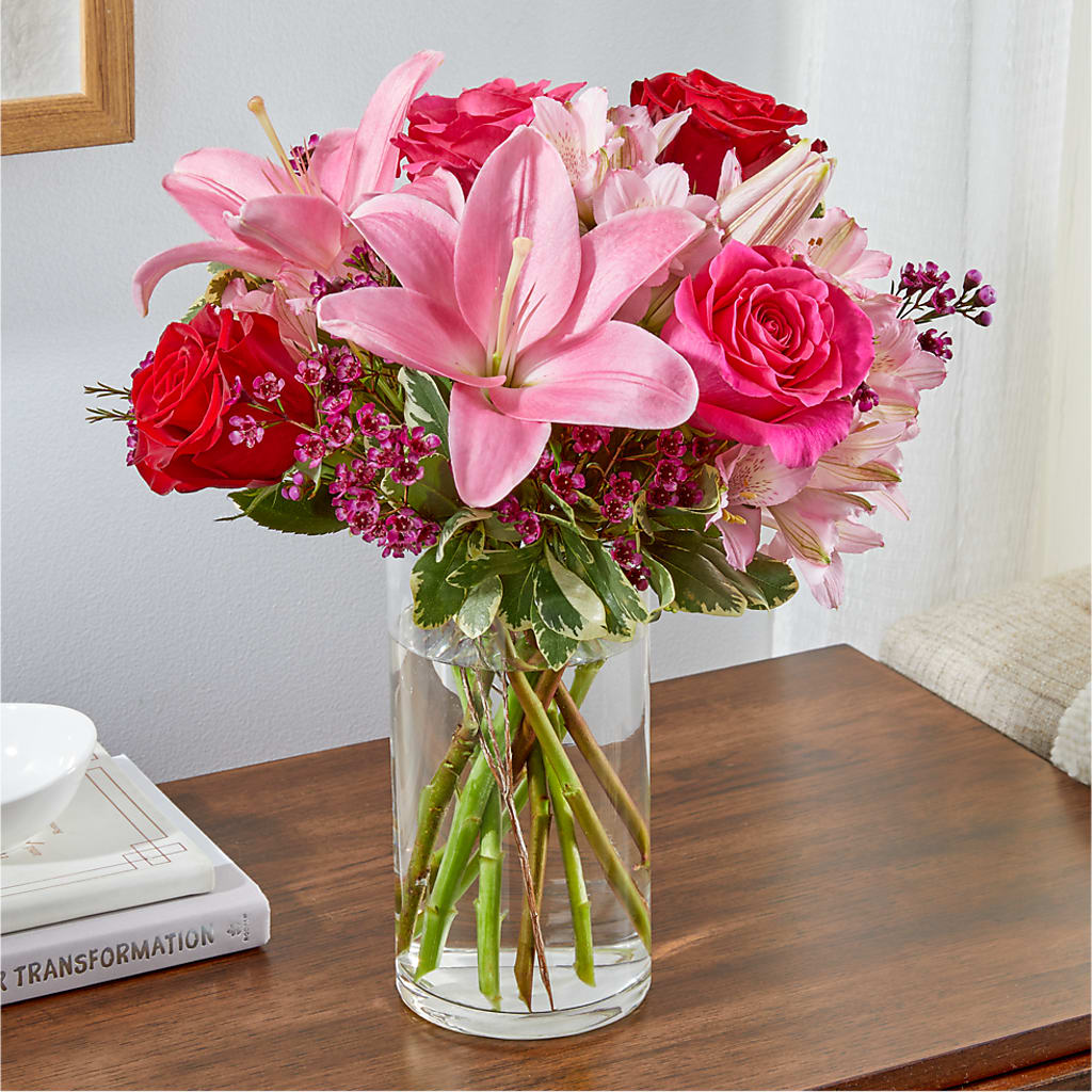 Lucky in Love Bouquet –  The Flower Factory, Tarzana CA