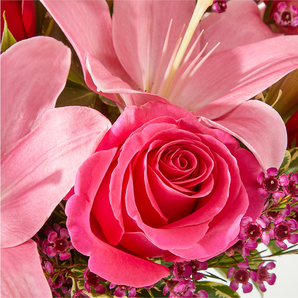 Lucky in Love Bouquet –  The Flower Factory, Tarzana CA