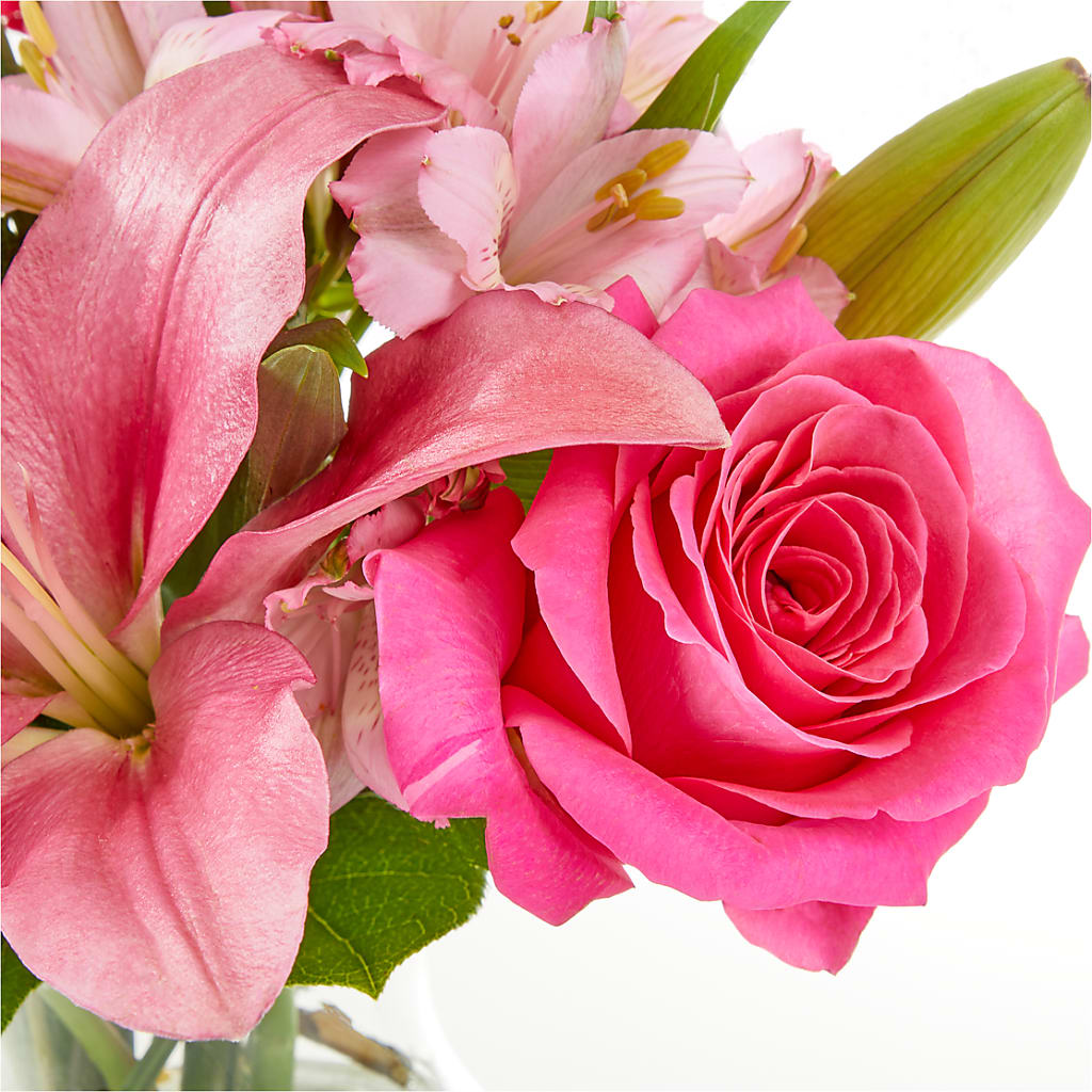 Lots of Love Bouquet –  The Flower Factory, Tarzana CA