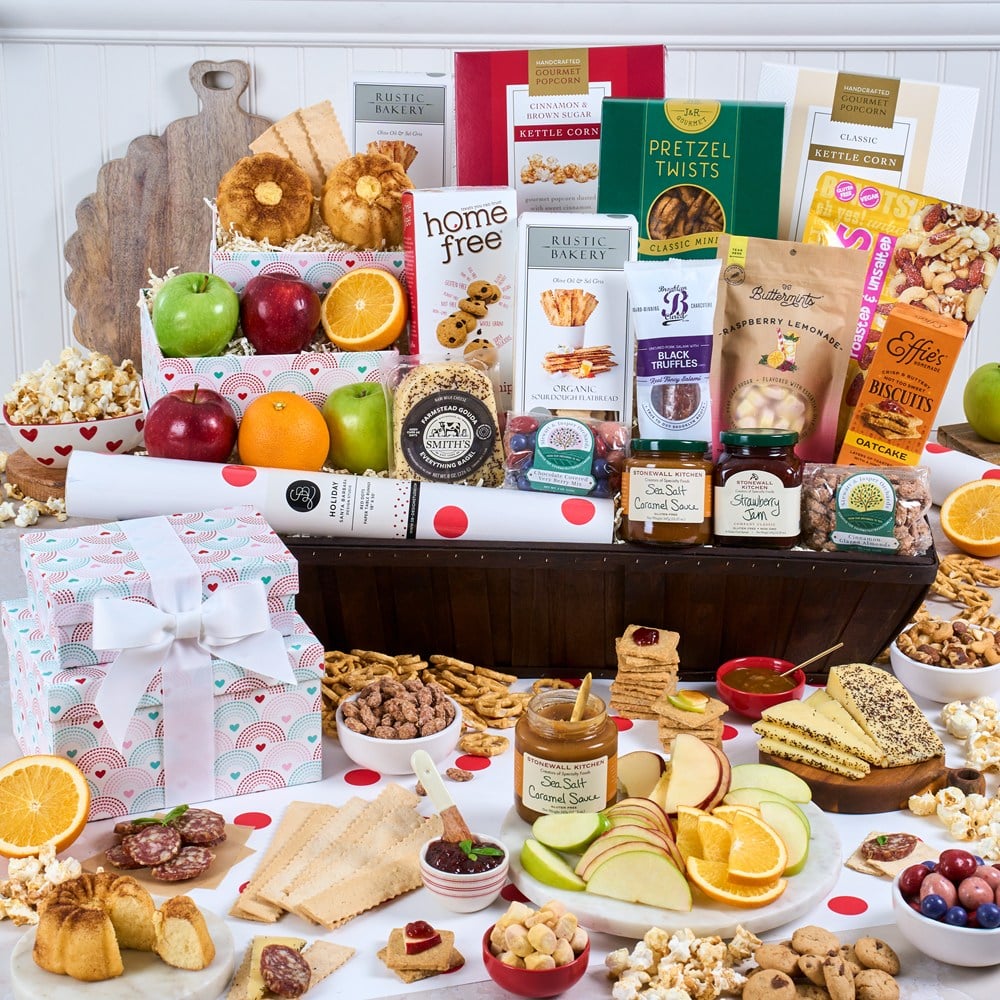 'Signature Series' Fruit and Gourmet Gift Basket –  The Flower Factory, Tarzana CA