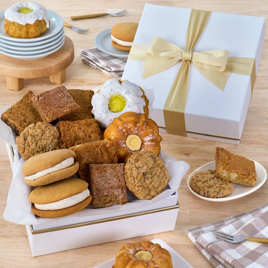 Vanilla and Blondie Baked Goods Classic Gift Box